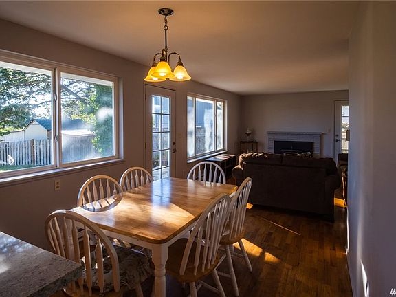 2nd image of 919 Diane Ave
