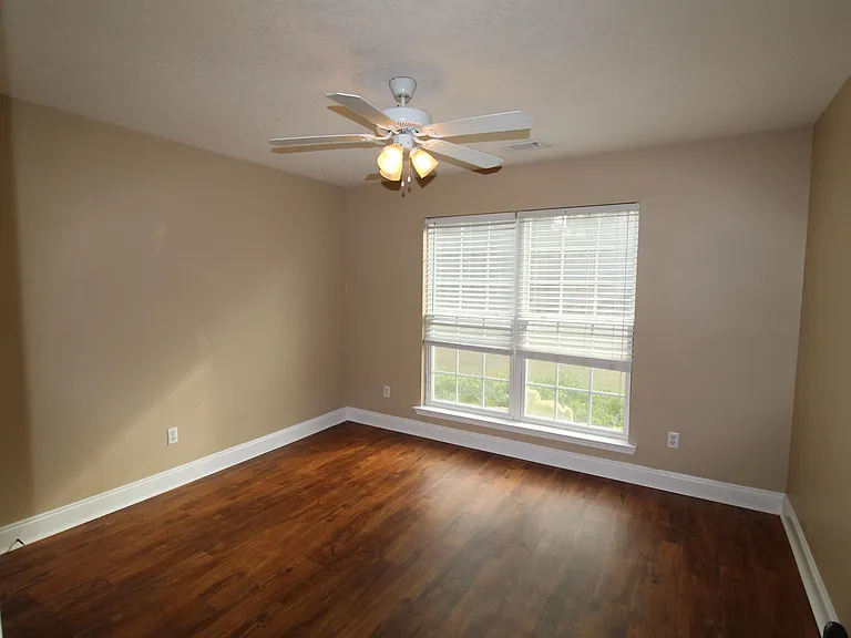 1479 Crossway Cottages Ln #B — Photo 4