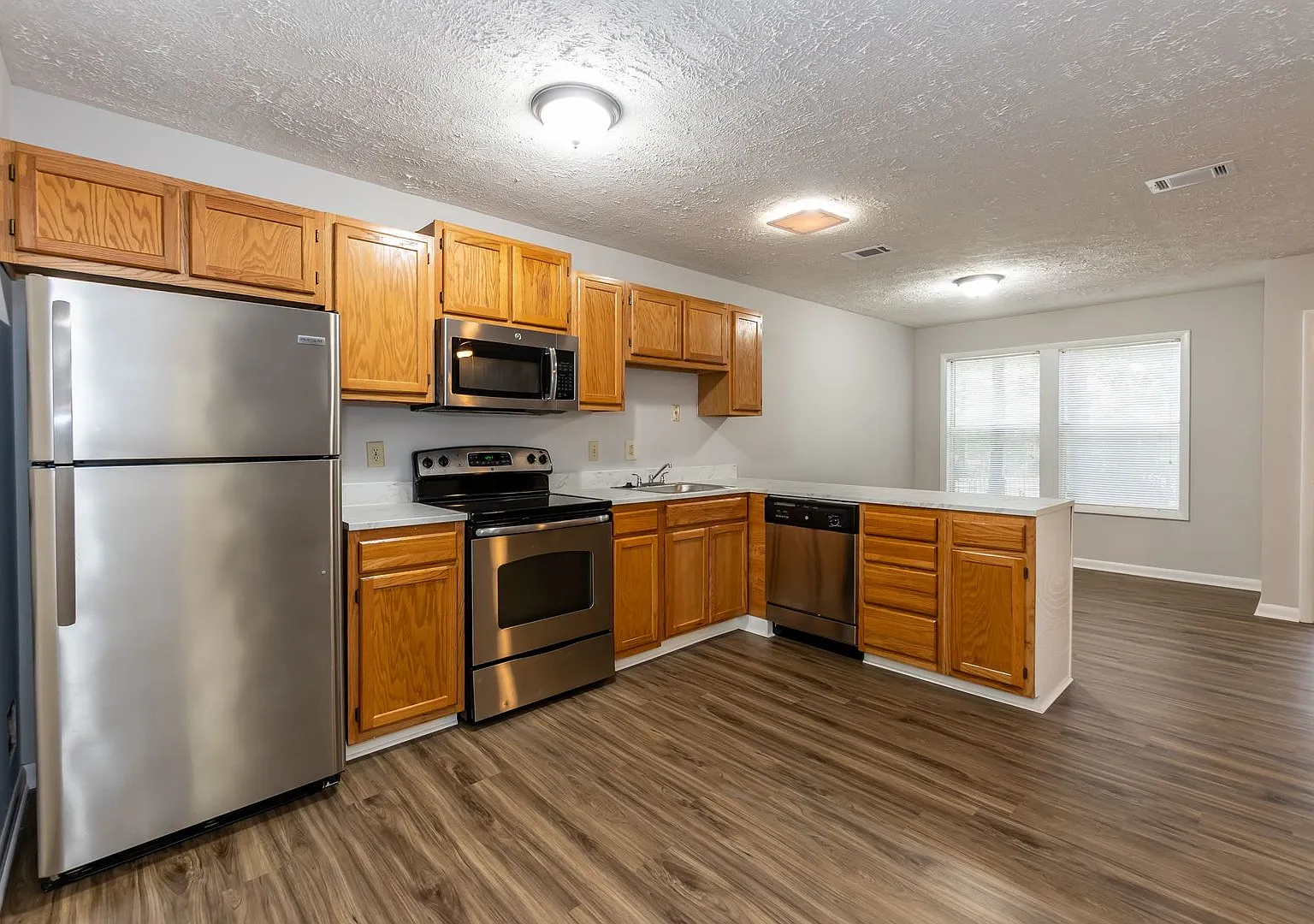 Amazing 2 bedroom apartment — Photo 1