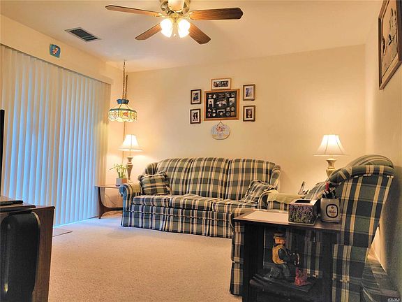 5th image of 898 Skyline Dr