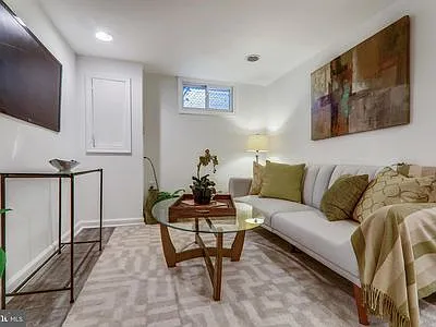 713 Sheridan St NW — Photo 19