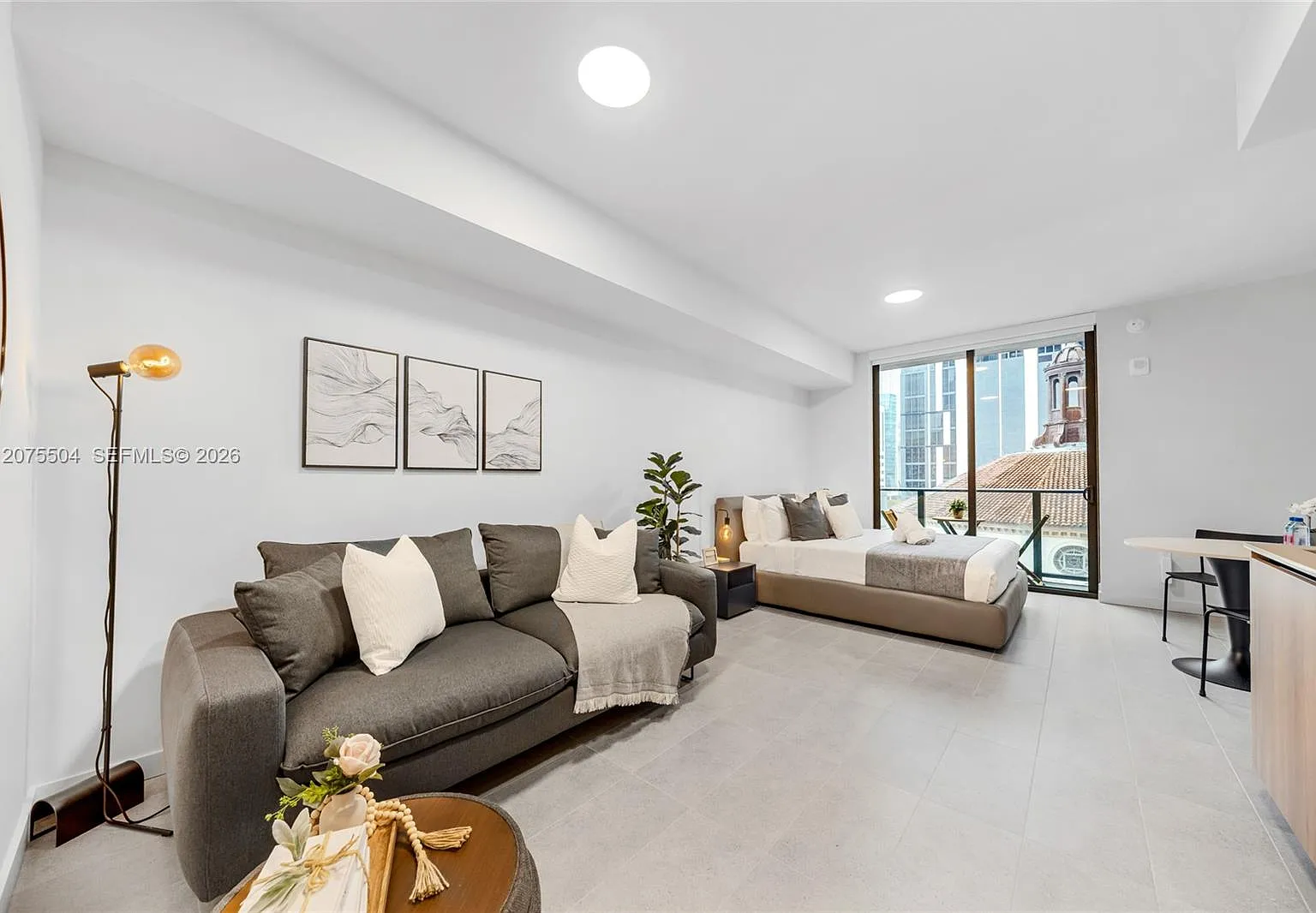 Studio, 1.0 bath, 401 sqft, $2,800 — Photo 1