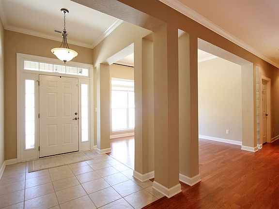 5th image of 115 Tahlequah Ln