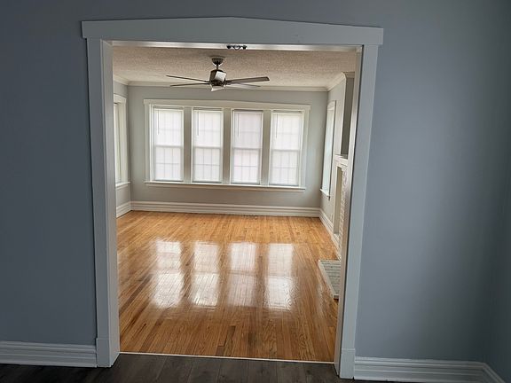 4th image of 1601 S 48th Ct