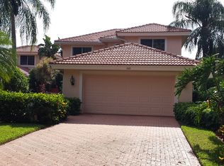 260 Edgemere Way E, Naples, FL 34105