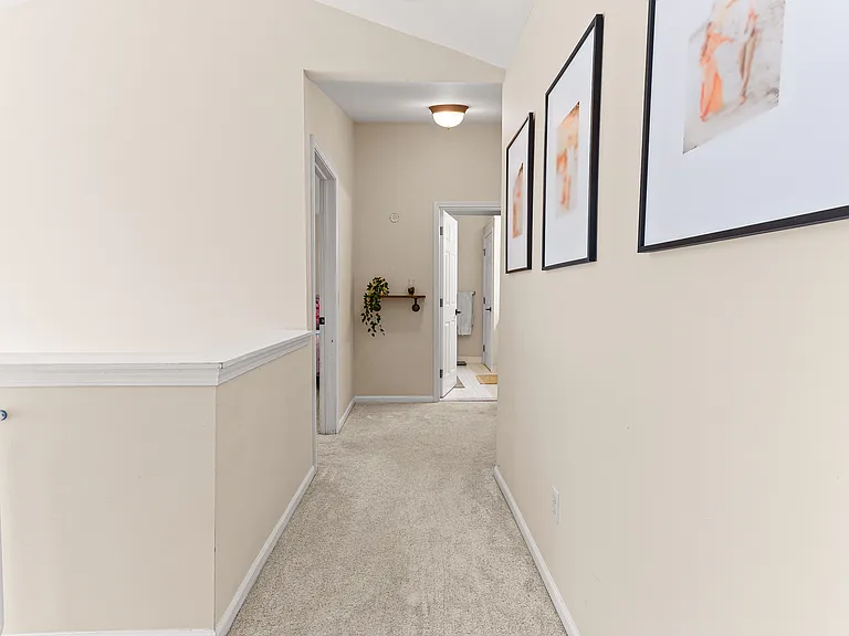 1484 Chapleau Dr — Photo 37