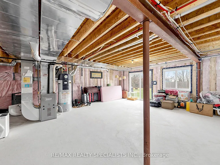 250 Chippewa Ave — Photo 41