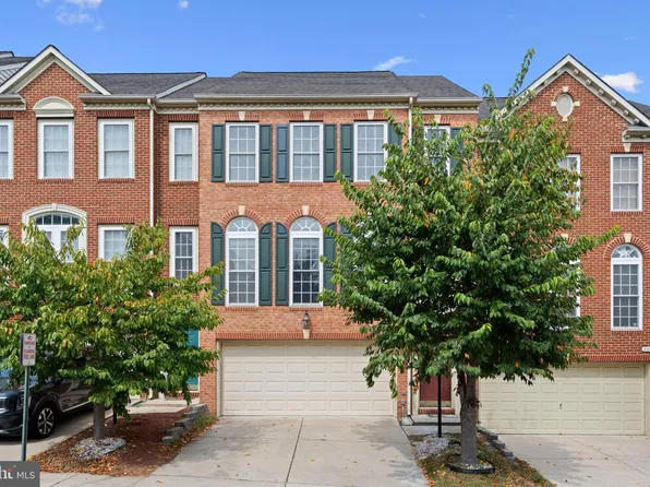 8441 Chaucer House Ct, Lorton, VA 22079
