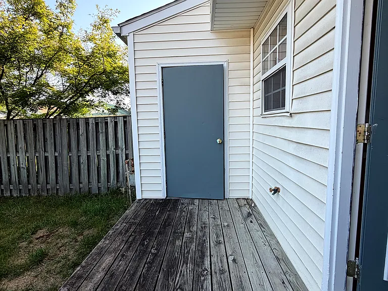 2915 Sorrell Ct — Photo 12