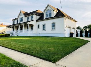 7 Pine Ave, Old Bridge Township, NJ 08879