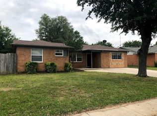 2622 Cunningham St, Irving, TX 75062