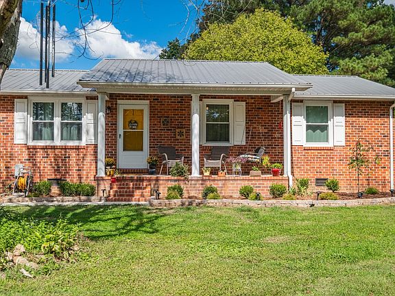 2nd image of 793 Old Bushy Branch Rd