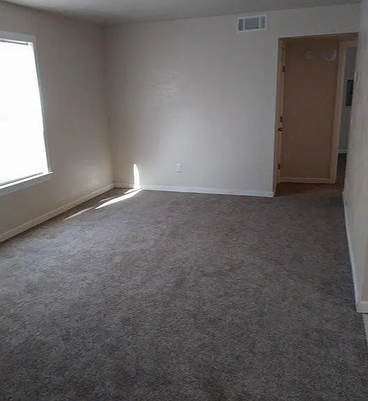 4318 Vfw Dr #30 — Photo 1