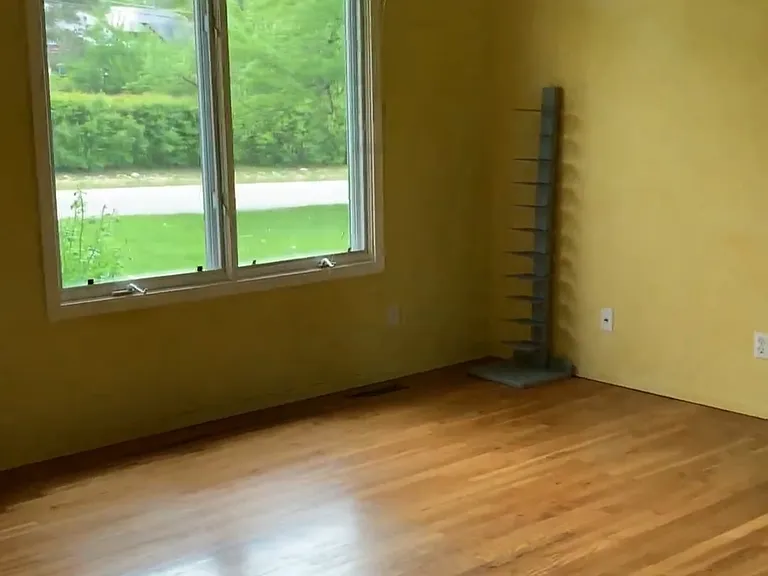 2400 Topaz Dr — Photo 1