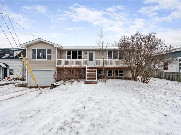 40 Winter St, Shediac, NB E4P 2Y2