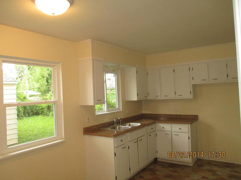 1st image of 3424 Braeburn Dr