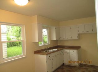 3424 Braeburn Dr, Lansing, MI 48911
