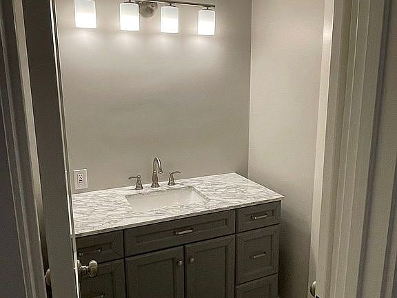 4th image of 5711 Morningside Ave APT 102