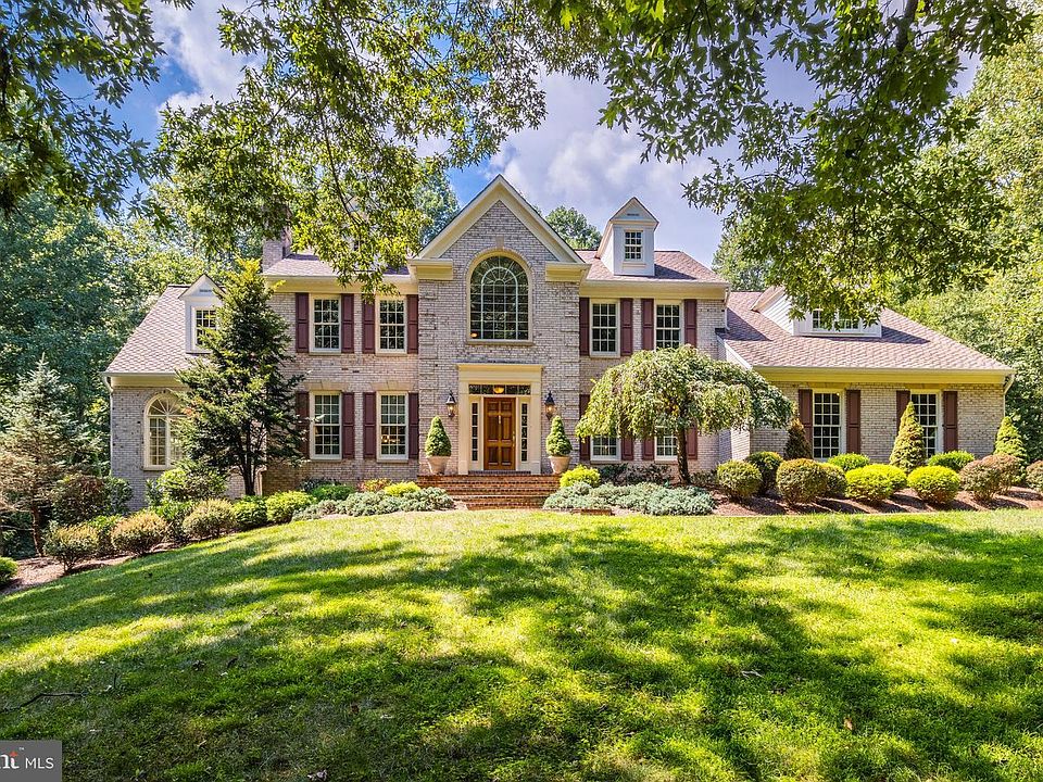 1st image of 5501 W Ridge View Dr