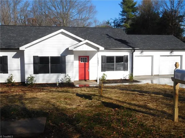 1051 Ada Ave, Winston Salem, NC 27105