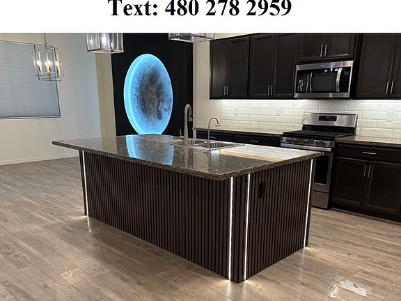 3rd image of 4251 W Dayflower Dr