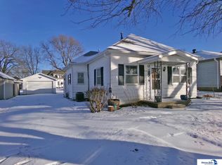 914 Bell St, Beatrice, NE 68310