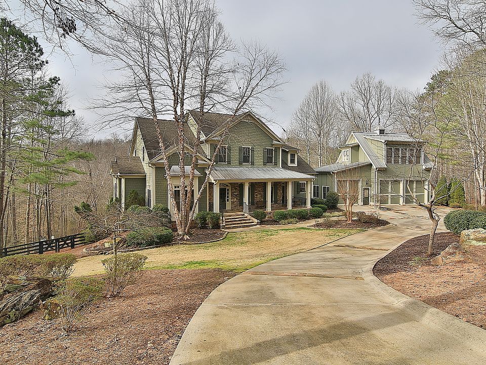2nd image of 8245 Plantation Way