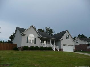 219 Woodland Dr, Raeford, NC 28376
