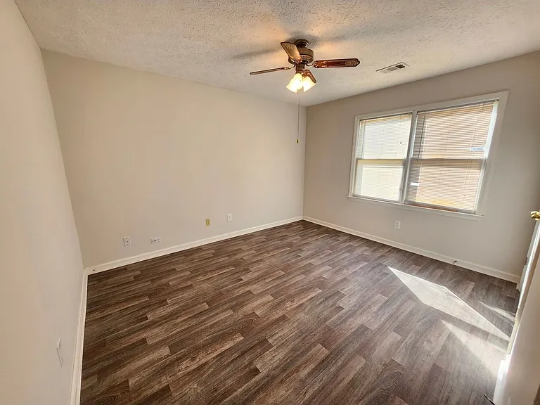 5333 McCaghren Dr — Photo 12