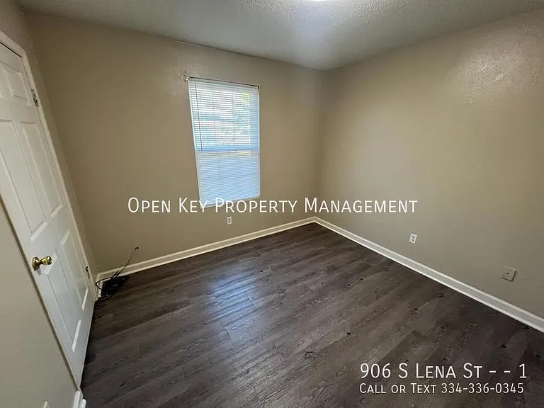 906 S Lena St #1 — Photo 7