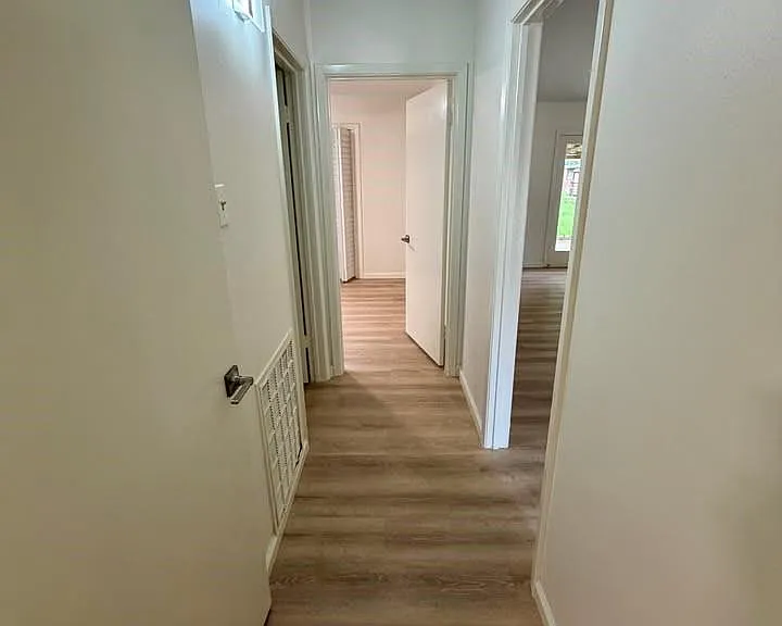 3428 Hickory Ln — Photo 12