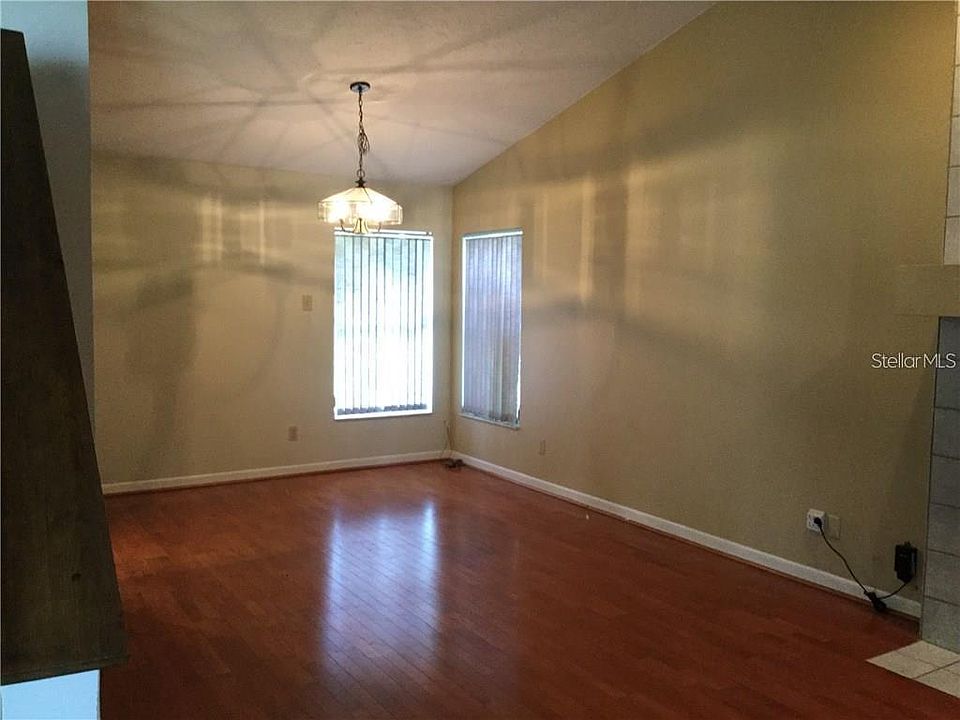 1st image of 1601 Carter Oaks Dr