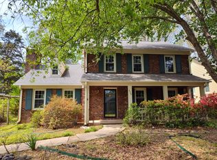 4406 Woods End Ln, Charlotte, NC 28277