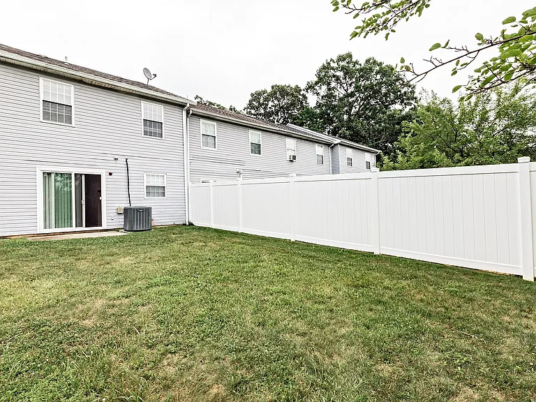 9 Arnold Pl — Photo 11