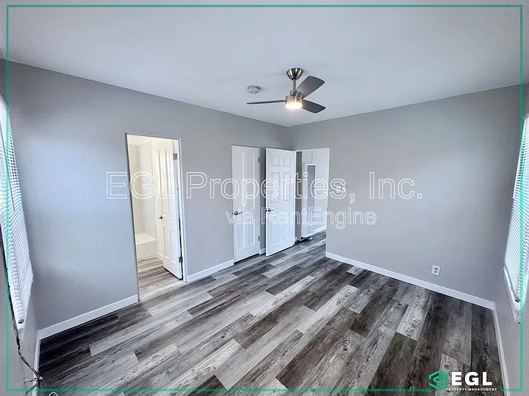 3039 S Bronson Ave — Photo 7