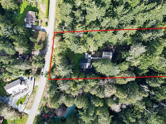2nd image of 2783 Woodhaven Rd