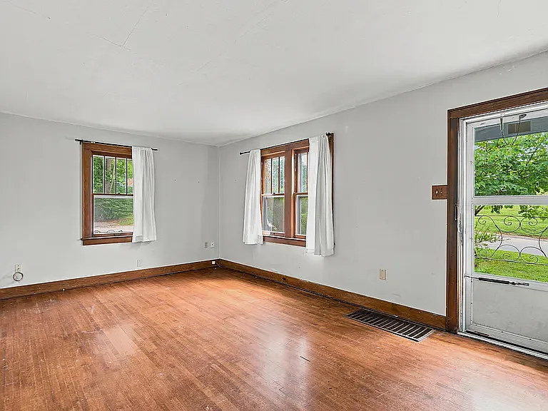 211 N Ann St #101 — Photo 9