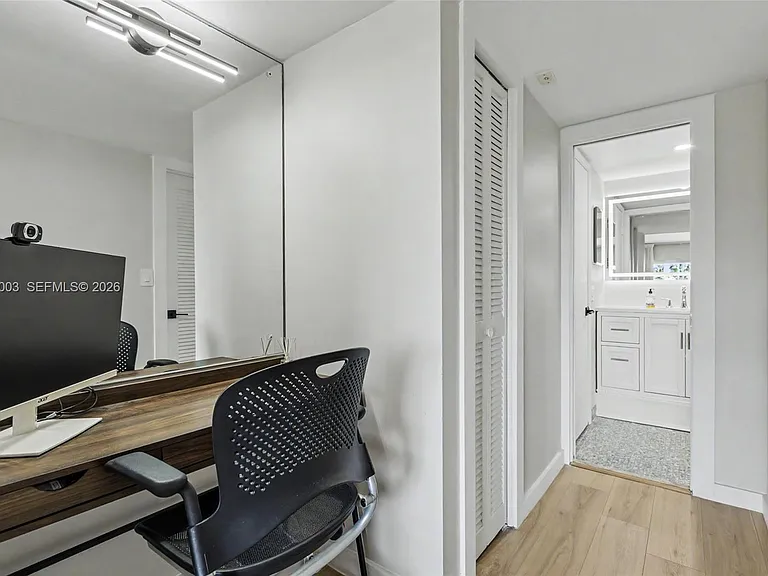 3150 N Palm Aire Dr #705 — Photo 12