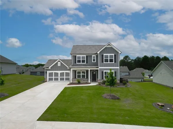 448 Banff Dr, Winder, GA 30680