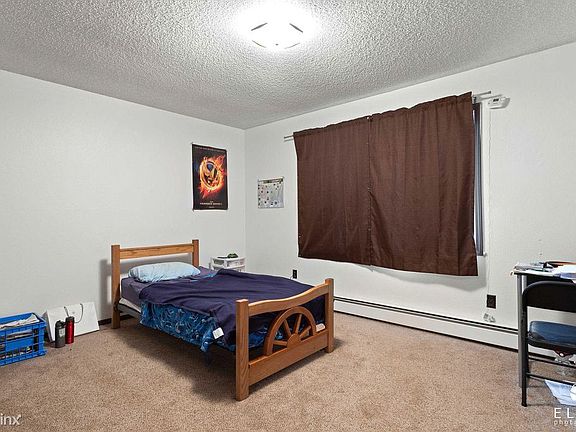 Reisner bedroom2 view