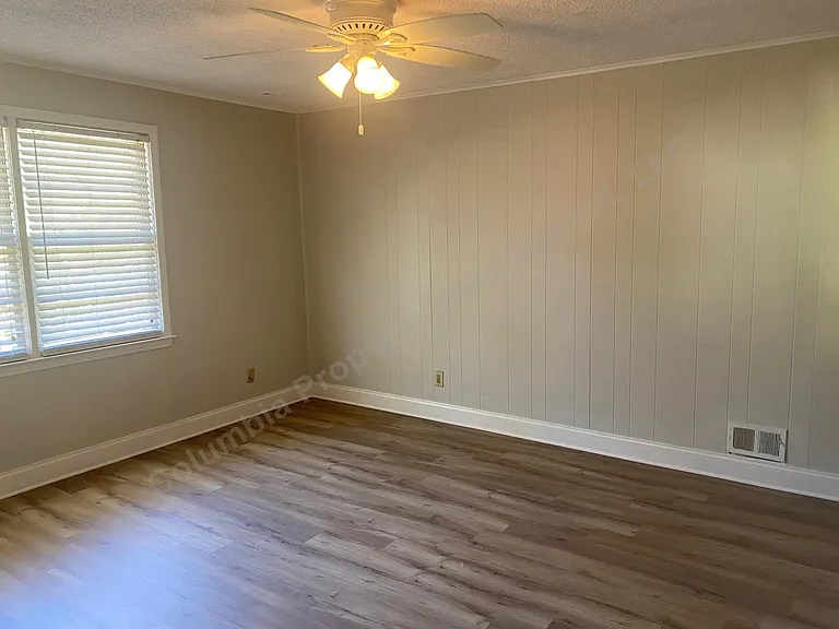2314 Lady St — Photo 13