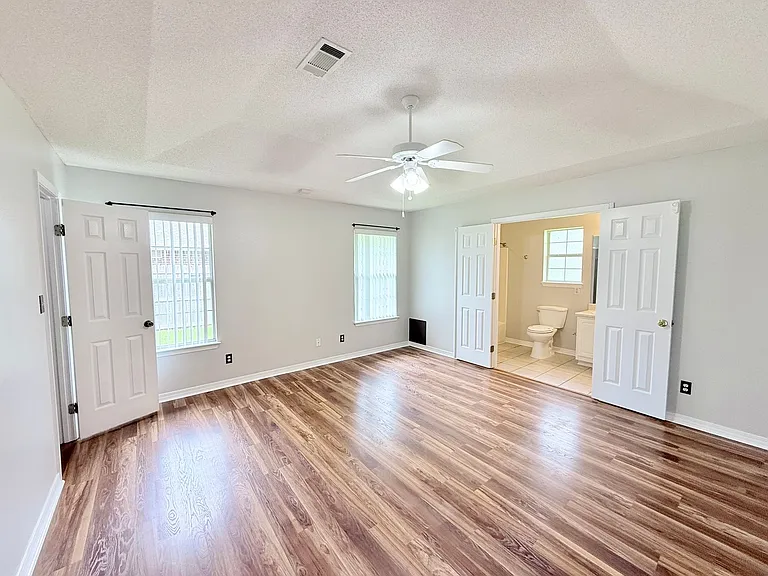 6183 Ashton Woods Cir — Photo 5