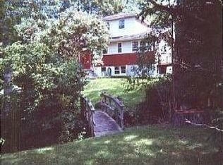 27 Beaver Rd, Lagrangeville, NY 12540