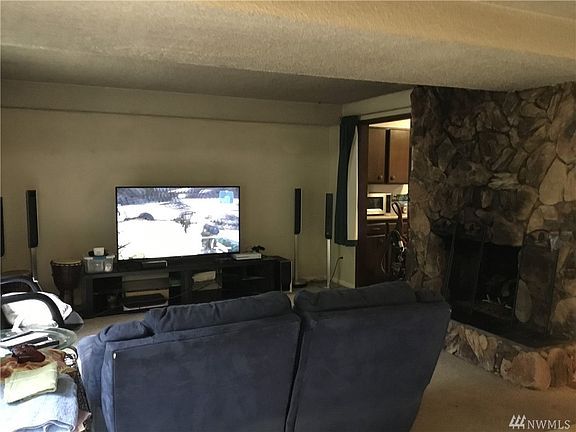 5th image of 971 E Saint Andrews Dr