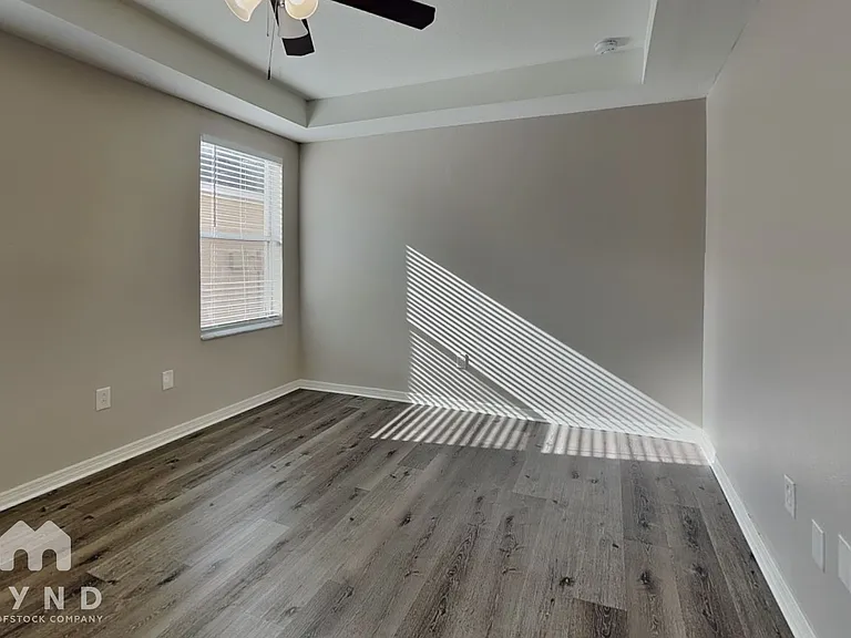 8162 Canterbury Lake Blvd — Photo 6