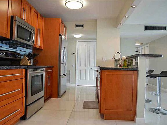 2nd image of 3800 Hillcrest Dr APT 922