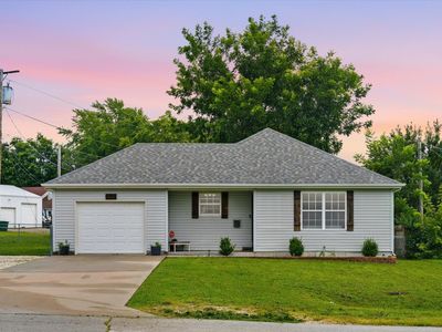 610 N Benton Avenue, Bolivar, MO, 65613
