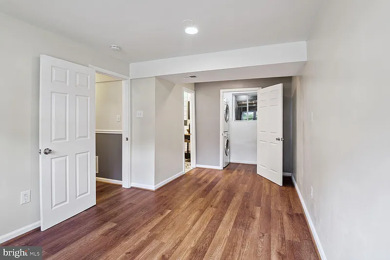 Thumbnail 20