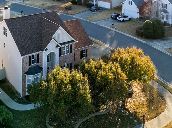 205 Garden Square Ln, Morrisville, NC 27560