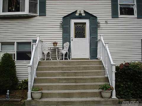 2nd image of 5 Oak St
